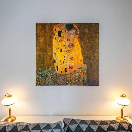 Adm Premium Center Apartment